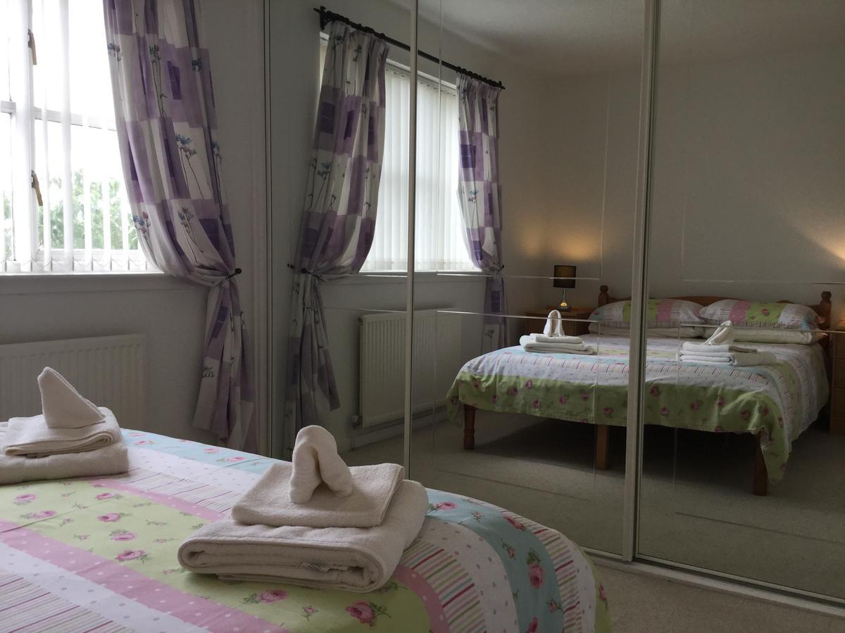 Castle Heather House Free Parking Інвернесс Екстер'єр фото
